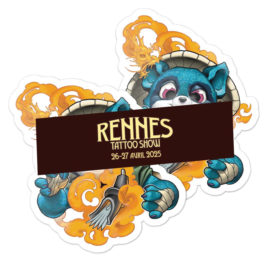 Contourgesneden sticker van de Rennes Tattoo Show 2025 met een blauwe wasbeer, gouden draken en een tattoomachine